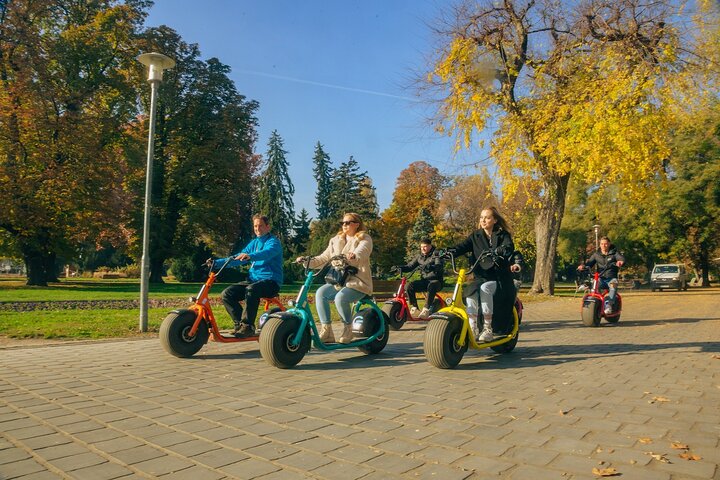 Verken de bezienswaardigheden van Boedapest op een leuke en spannende MonsteRoller e-scooter tour, foto 16 | wizardtrip