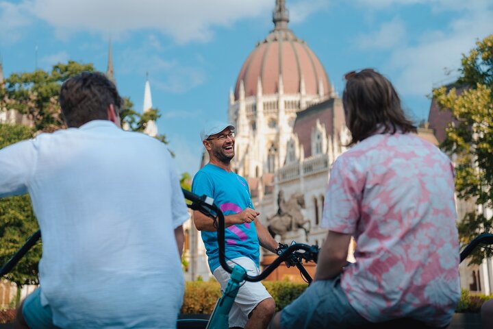 Verken de bezienswaardigheden van Boedapest op een leuke en spannende MonsteRoller e-scooter tour, foto 25 | wizardtrip