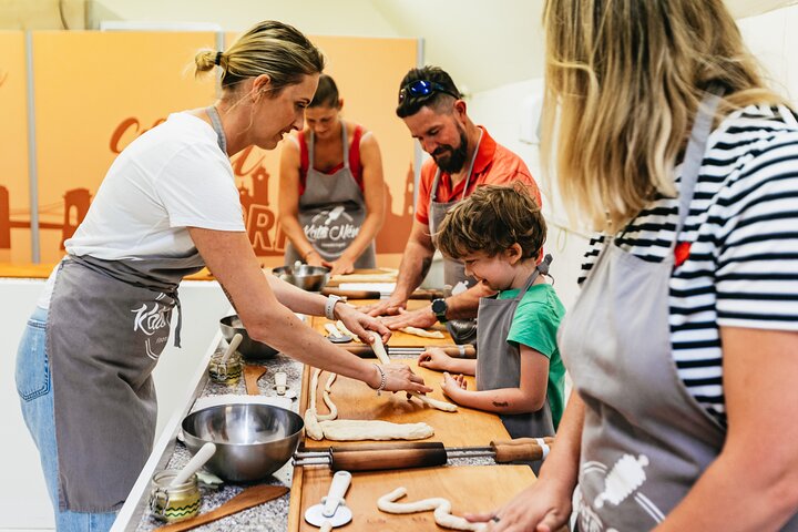 Budapester Schornsteinkuchen-Workshop - Kürtőskalács-Kurs | wizardtrip