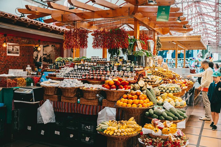 Um tour a pé gastronómico e cultural no Funchal, Madeira, provando comida e vinho locais, foto 7 | wizardtrip
