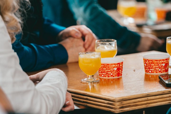 Um tour a pé gastronómico e cultural no Funchal, Madeira, provando comida e vinho locais, foto 47 | wizardtrip