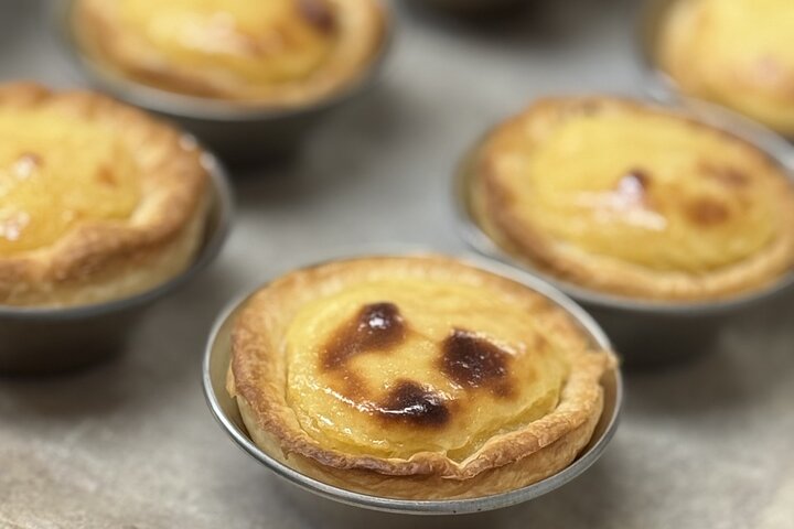 Aula prática de culinária de Pastel de Nata no Porto, Portugal, com vinho e petiscos, foto 10 | wizardtrip