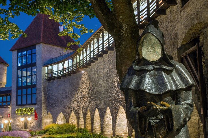 Visite guidée historique de la vieille ville de Tallinn | wizardtrip
