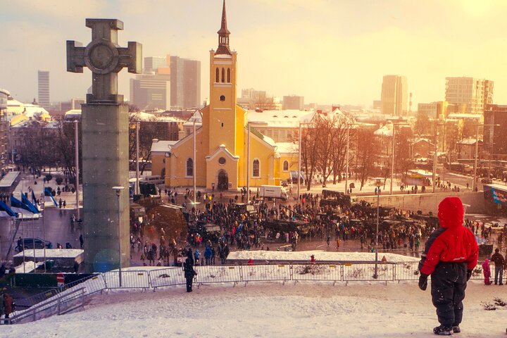 Historisk vandringstur i Tallinns gamla stad, som visar medeltida arkitektur och stadsvyer, foto 11 | wizardtrip