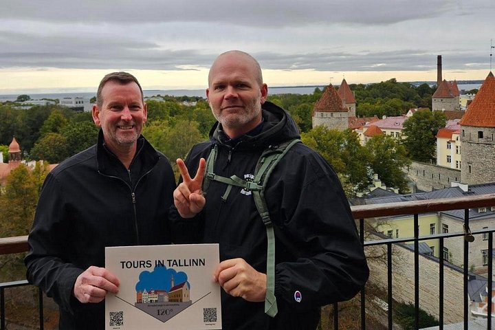 Historisk vandringstur i Tallinns gamla stad, som visar medeltida arkitektur och stadsvyer, foto 16 | wizardtrip