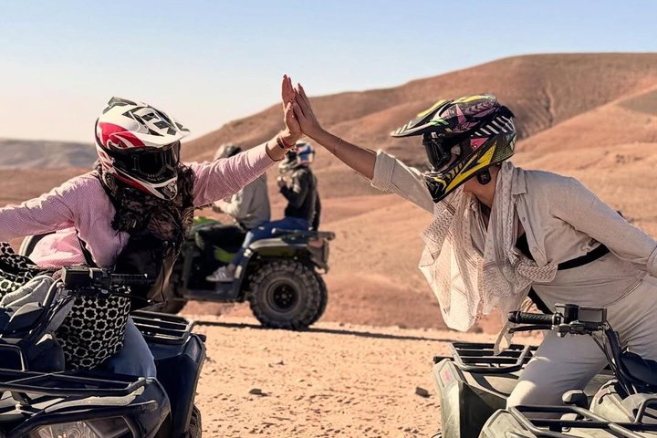 Passeios de quad, de camelo e jantar com espetáculo no Deserto de Agafay, perto de Marraquexe, foto 11 | wizardtrip