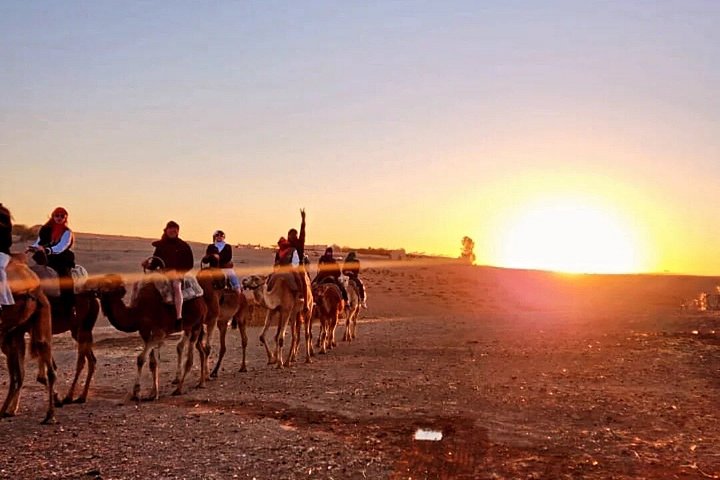 Passeios de quad, de camelo e jantar com espetáculo no Deserto de Agafay, perto de Marraquexe, foto 13 | wizardtrip