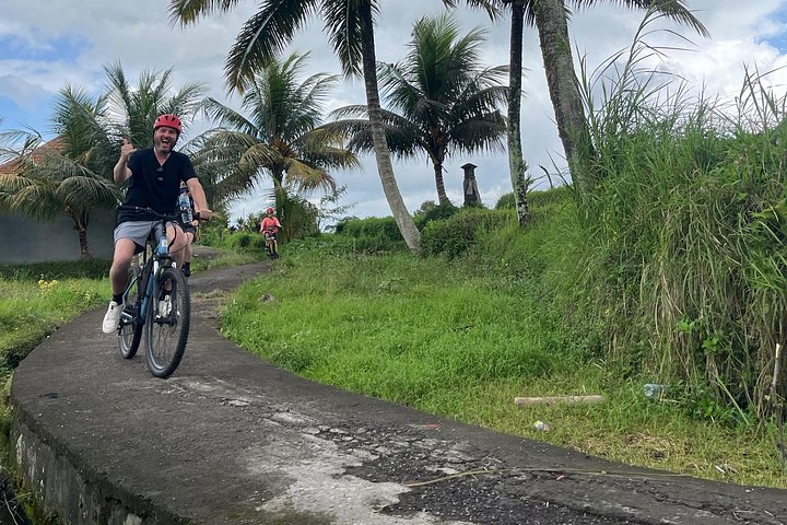 E-Bike-Tour durch die Reisterrassen und Dörfer von Ubud, Indonesien, Foto 21 | wizardtrip
