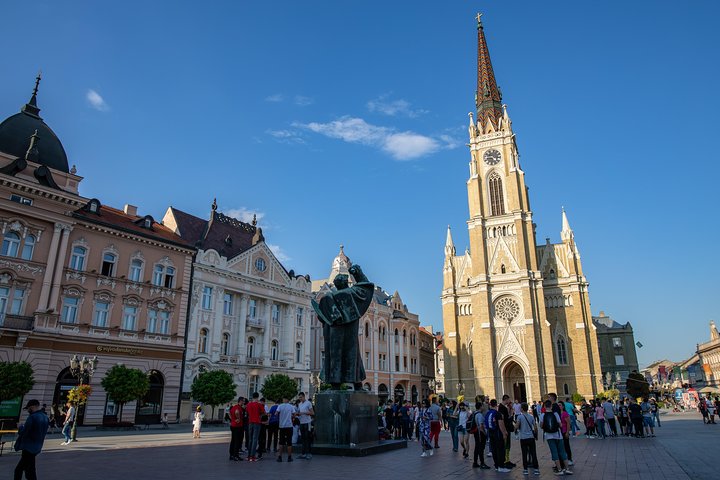 Excursion d'une journée explorant les villes historiques, les monastères et les forteresses de Serbie du Nord au départ de Belgrade, photo 7 | wizardtrip