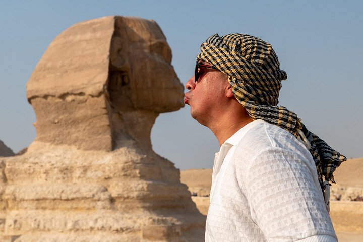 Iconic Giza Pyramids photoshoot with horse, camel, and Sphinx in Egypt, photo 27 | wizardtrip
