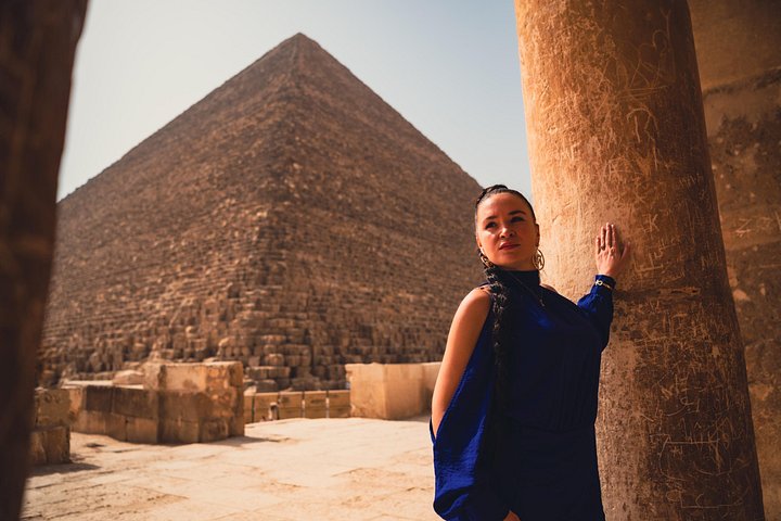 Iconic Giza Pyramids photoshoot with horse, camel, and Sphinx in Egypt, photo 38 | wizardtrip