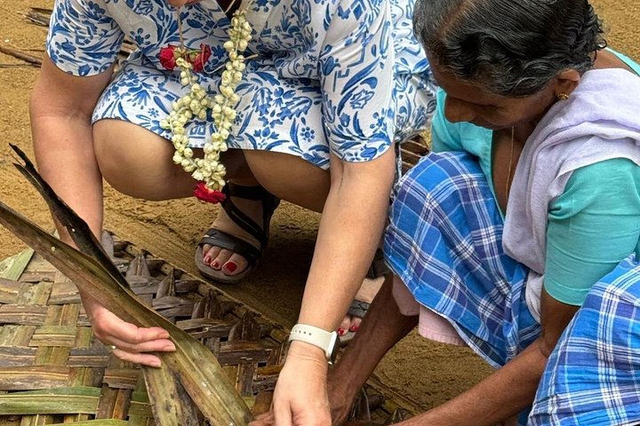 Kerala backwaters punting boat cruise with village visit and lunch in Cochin, photo 27 | wizardtrip