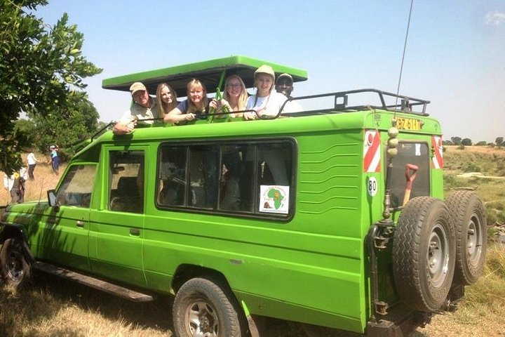Nairobi National Park half-day tour featuring wildlife viewing and city skyline, photo 11 | wizardtrip