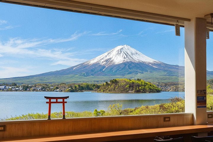 Full day tour to Mount Fuji from Tokyo, visiting lakes and scenic spots, photo 35 | wizardtrip