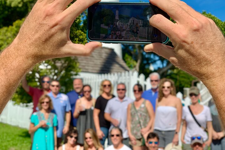 Une visite culinaire à pied explorant la vieille ville historique de Key West, avec de la nourriture et de la culture locales, photo 14 | wizardtrip