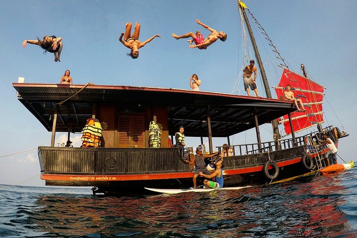 Krabi 4 eilanden zonsondergangscruise met snorkelen, paddleboarden, Thais diner en bioluminescent zwemtocht, foto 17 | wizardtrip