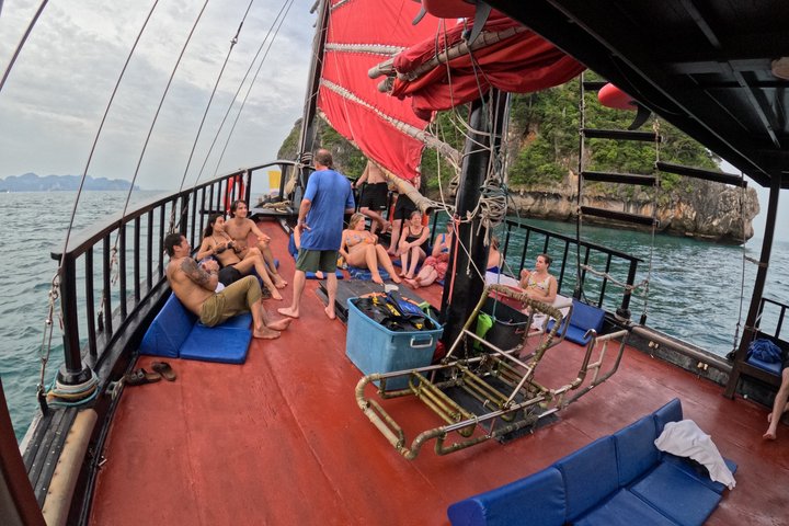 Krabi 4 eilanden zonsondergangscruise met snorkelen, paddleboarden, Thais diner en bioluminescent zwemtocht, foto 21 | wizardtrip