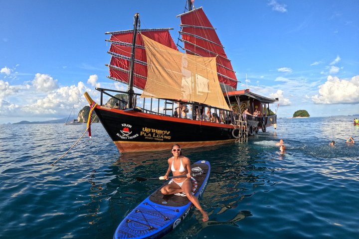 Krabi 4 eilanden zonsondergangscruise met snorkelen, paddleboarden, Thais diner en bioluminescent zwemtocht, foto 28 | wizardtrip
