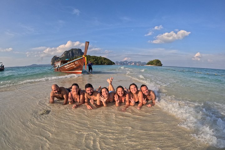Krabi 4 eilanden zonsondergangscruise met snorkelen, paddleboarden, Thais diner en bioluminescent zwemtocht, foto 30 | wizardtrip