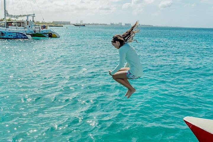 Katamaran seiling og snorkeltur på Aruba med solnedgangsutsikt og BBQ-middag, foto 19 | wizardtrip