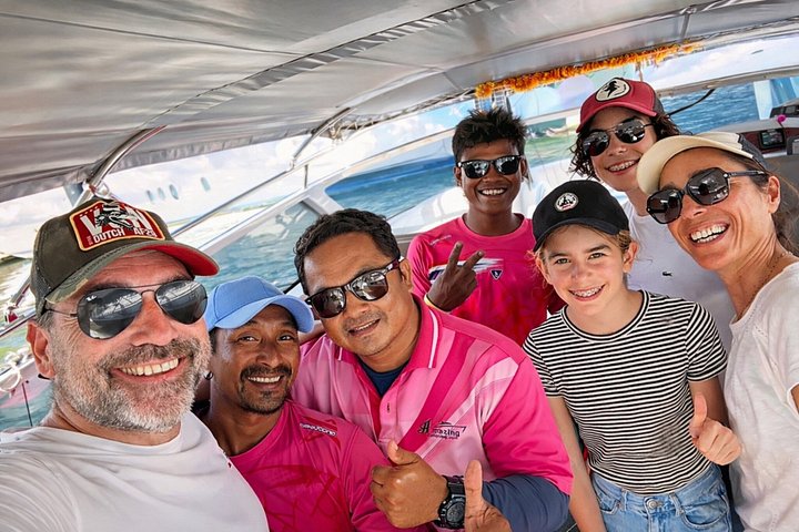 Passeio de lancha rápida na Baía de Phang Nga, Tailândia, visitando a Ilha James Bond e grutas marinhas, foto 8 | wizardtrip