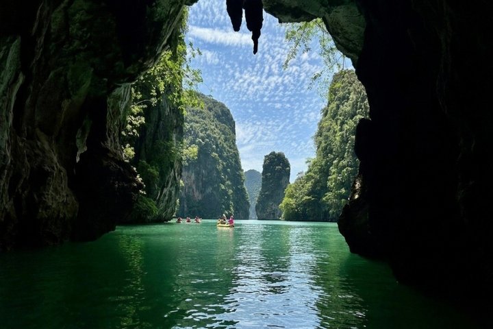 Passeio de lancha rápida na Baía de Phang Nga, Tailândia, visitando a Ilha James Bond e grutas marinhas, foto 27 | wizardtrip