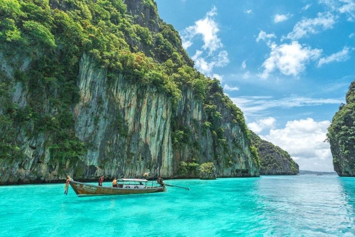 Speedboottocht naar Phi Phi en Bamboo eilanden vanuit Phuket, Thailand, met snorkelen en prachtige stranden, foto 10 | wizardtrip
