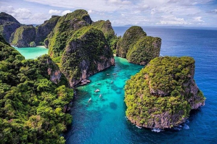 Speedboottocht naar Phi Phi en Bamboo eilanden vanuit Phuket, Thailand, met snorkelen en prachtige stranden, foto 14 | wizardtrip