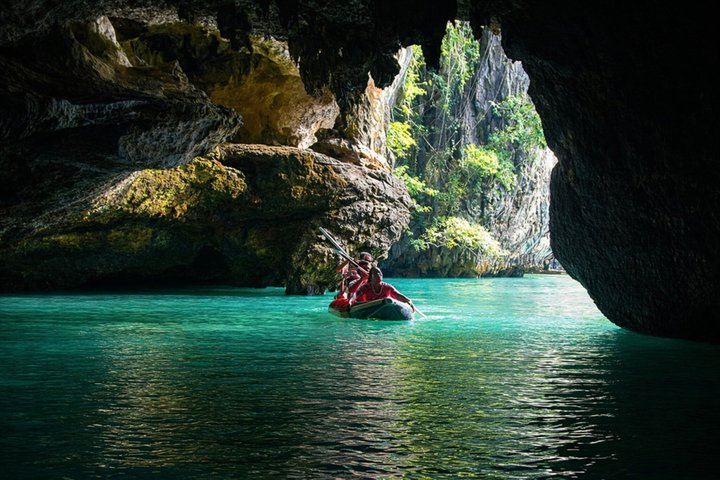 Phang Nga Bay Canoeing & James Bond Island Tour from Phuket | wizardtrip