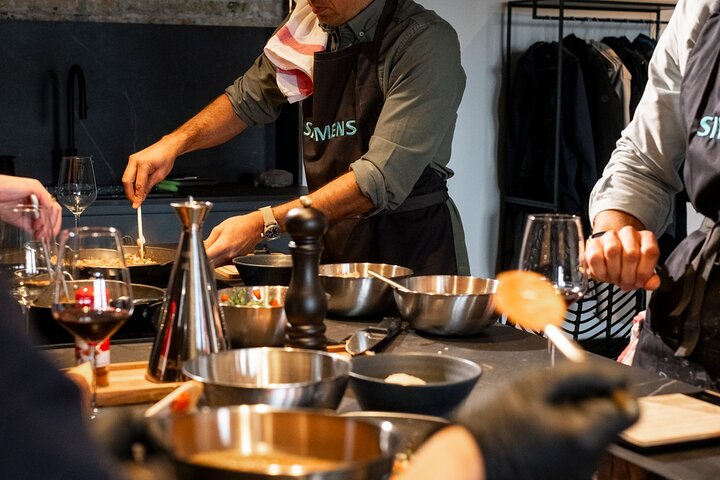 スペイン、マラガで本格的なパエリア作りを学びましょう。新鮮な食材と地元のワインをお楽しみください、写真9 | wizardtrip