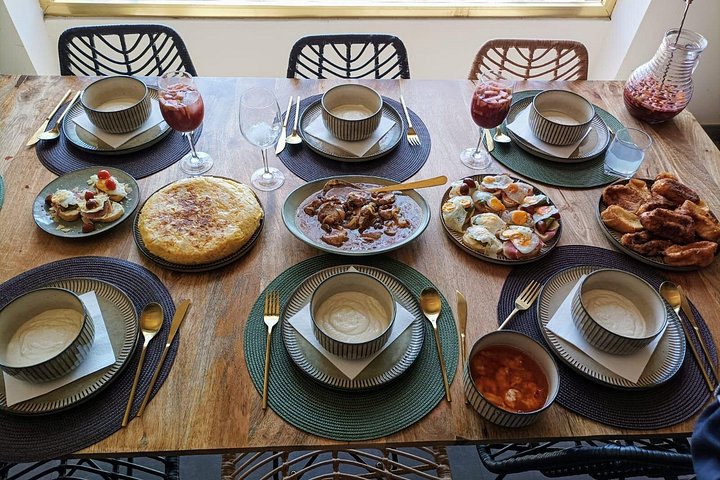 Cours de cuisine de tapas à Malaga, avec visite du marché et dégustation de vins, photo 14 | wizardtrip
