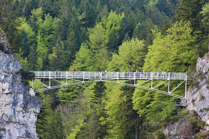 Visita ao Castelo de Neuschwanstein, um marco de conto de fadas em Füssen, Alemanha, foto 7 | wizardtrip