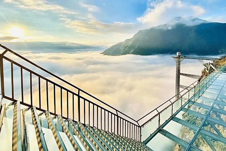 Glass Bridge, Cat Cat Village, Moana, Alpine Coaster Sapa Tour | wizardtrip