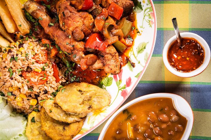 Une balade gourmande à St. Thomas, explorant les délices culinaires et l'histoire de Charlotte Amalie, photo 9 | wizardtrip