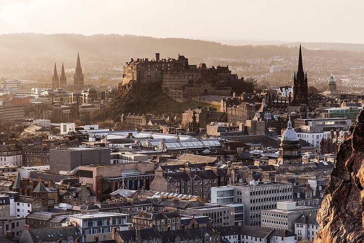 Guidet vandretur på Edinburghs Royal Mile og Edinburgh Castle, inklusive historiske vartegn og byudsigt, foto 11 | wizardtrip