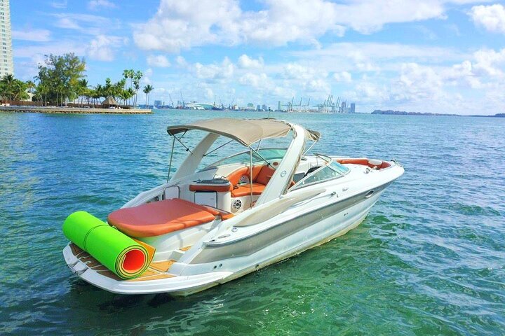Private yacht tour in Miami offering skyline views and water activities, photo 7 | wizardtrip