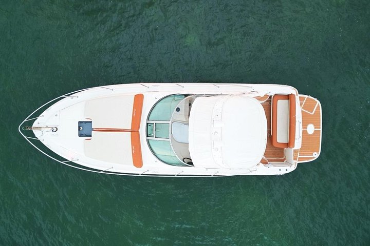 Privat yach tur i Miami med utsikt över skyline, solnedgångskryssningar och vattenaktiviteter, foto 6 | wizardtrip