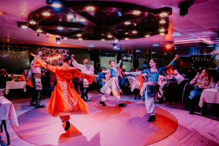 Aftenkrydstogt på Bosporus i Istanbul med middag og live underholdning, foto 8 | wizardtrip