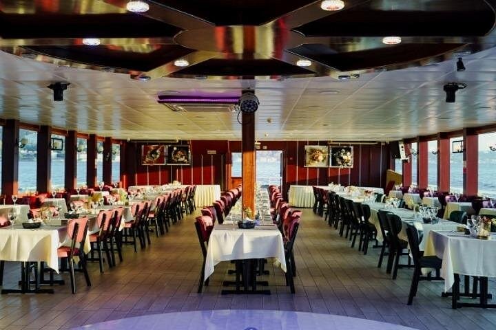 Aftenkrydstogt på Bosporus i Istanbul med middag og live underholdning, foto 27 | wizardtrip