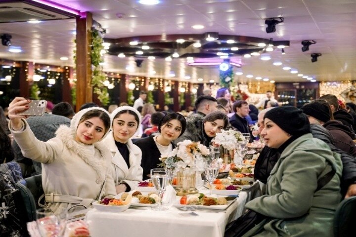 Aftenkrydstogt på Bosporus i Istanbul med middag og live underholdning, foto 38 | wizardtrip