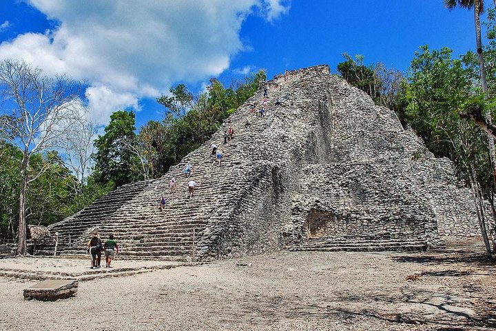 Tour met kleine groep die Coba-ruïnes, Tulum verkent en zwemt in een cenote nabij Playa del Carmen, Mexico, foto 6 | wizardtrip
