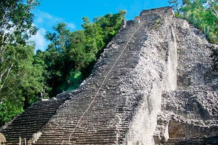 Tour met kleine groep die Coba-ruïnes, Tulum verkent en zwemt in een cenote nabij Playa del Carmen, Mexico, foto 16 | wizardtrip