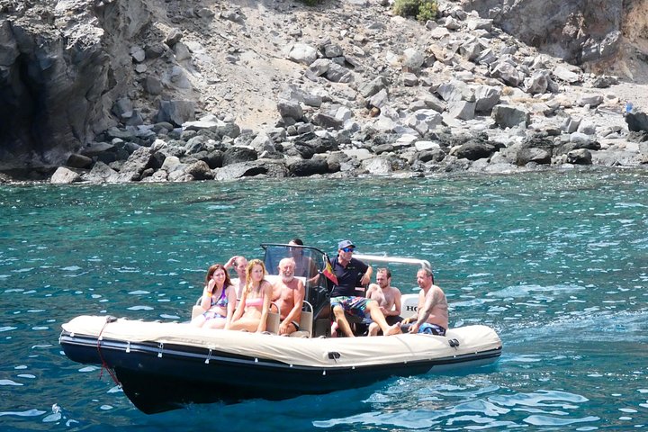 Nyt en luksuriøs katamarantur langs Gran Canarias kyst, med svømming, snorkling og forfriskninger om bord, foto 12 | wizardtrip