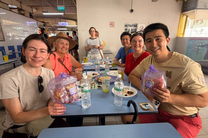 En guidet madtur i Singapores Chinatown, der smager Michelin-anerkendte og lokale hawker-retter, foto 6 | wizardtrip
