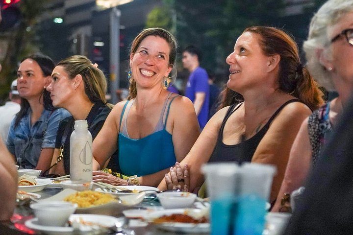 Tour gastronomico e notturno di Singapore con prelibatezze locali e viste sulla città, foto 9 | wizardtrip