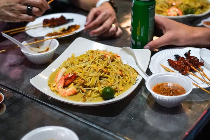 Tour gastronomico e notturno di Singapore con prelibatezze locali e viste sulla città, foto 12 | wizardtrip