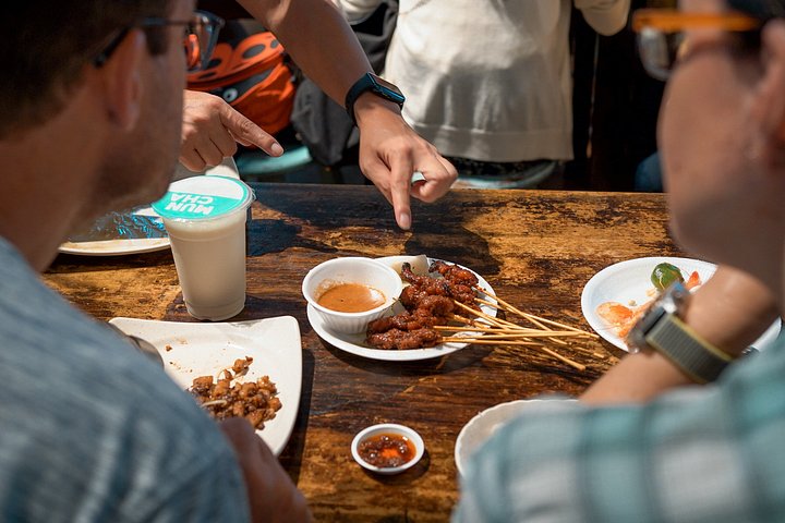 Tour gastronomico e notturno di Singapore con prelibatezze locali e viste sulla città, foto 21 | wizardtrip