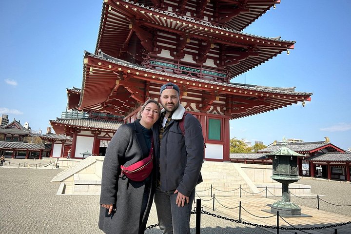 Osaka vandringstur med ikoniska landmärken som Osaka Castle och Dotonbori, lokala marknader och livliga gator, foto 25 | wizardtrip