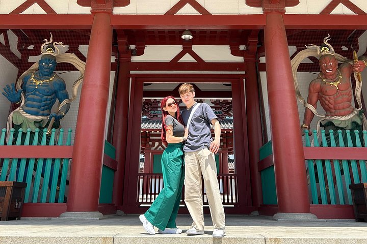 Osaka vandringstur med ikoniska landmärken som Osaka Castle och Dotonbori, lokala marknader och livliga gator, foto 27 | wizardtrip
