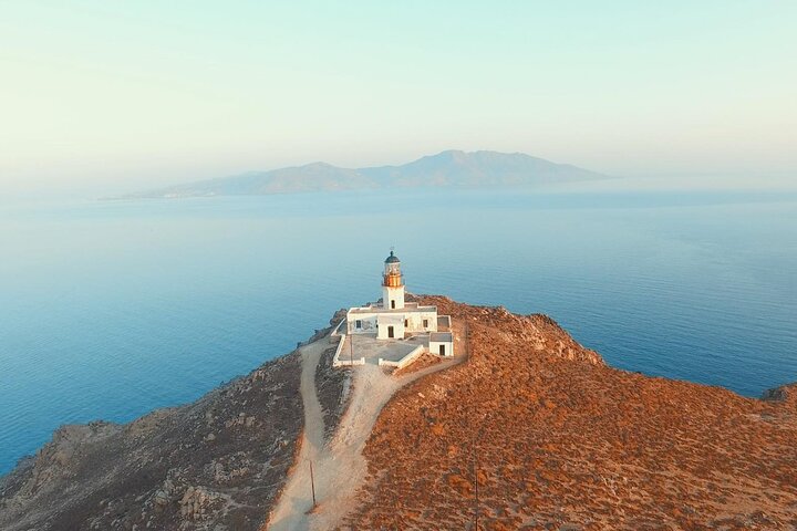 Private 4-hour Mykonos island tour by car, visiting beaches, lighthouse, and traditional villages, photo 10 | wizardtrip